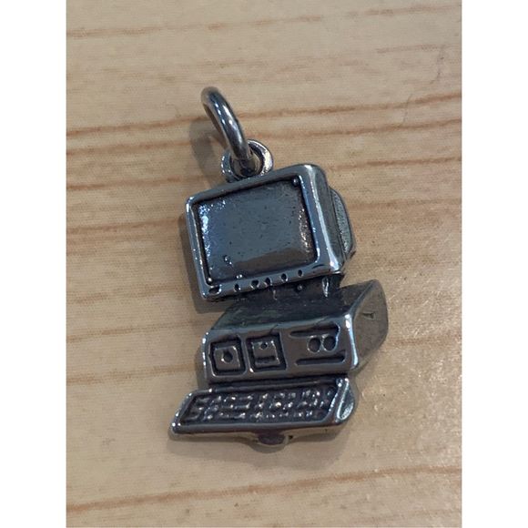 Vintage Desktop Computer Sterling Silver Jewelry Charm - Picture 5 of 5